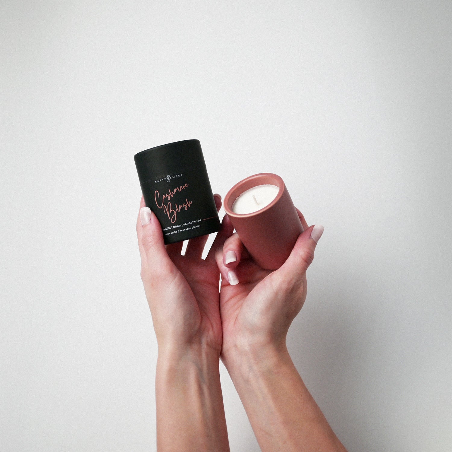 Earth & Ember 2 oz Candle: Cashmere Blush - Image 2