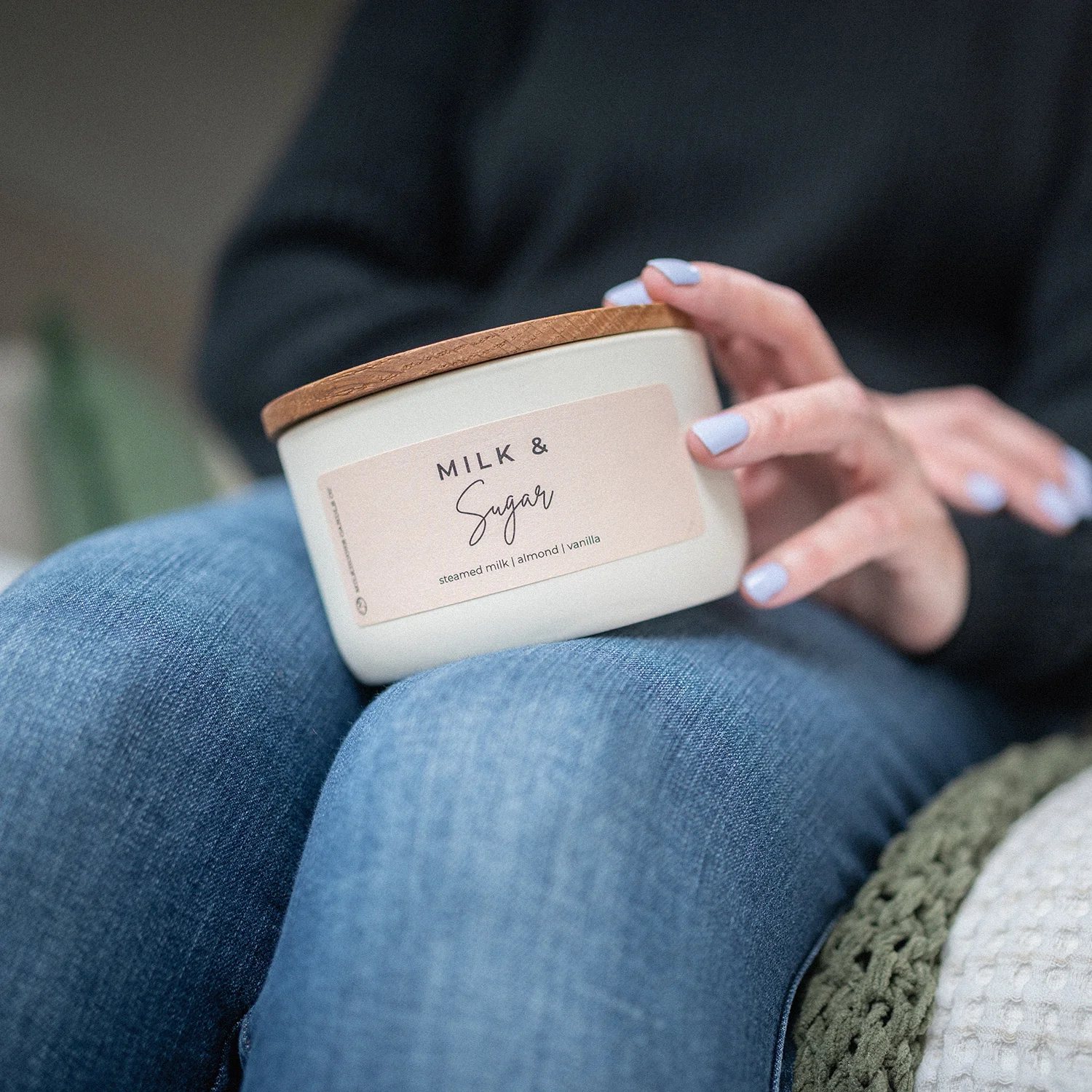 Milk & Sugar Candle | 10 oz Signature Statement - Image 4