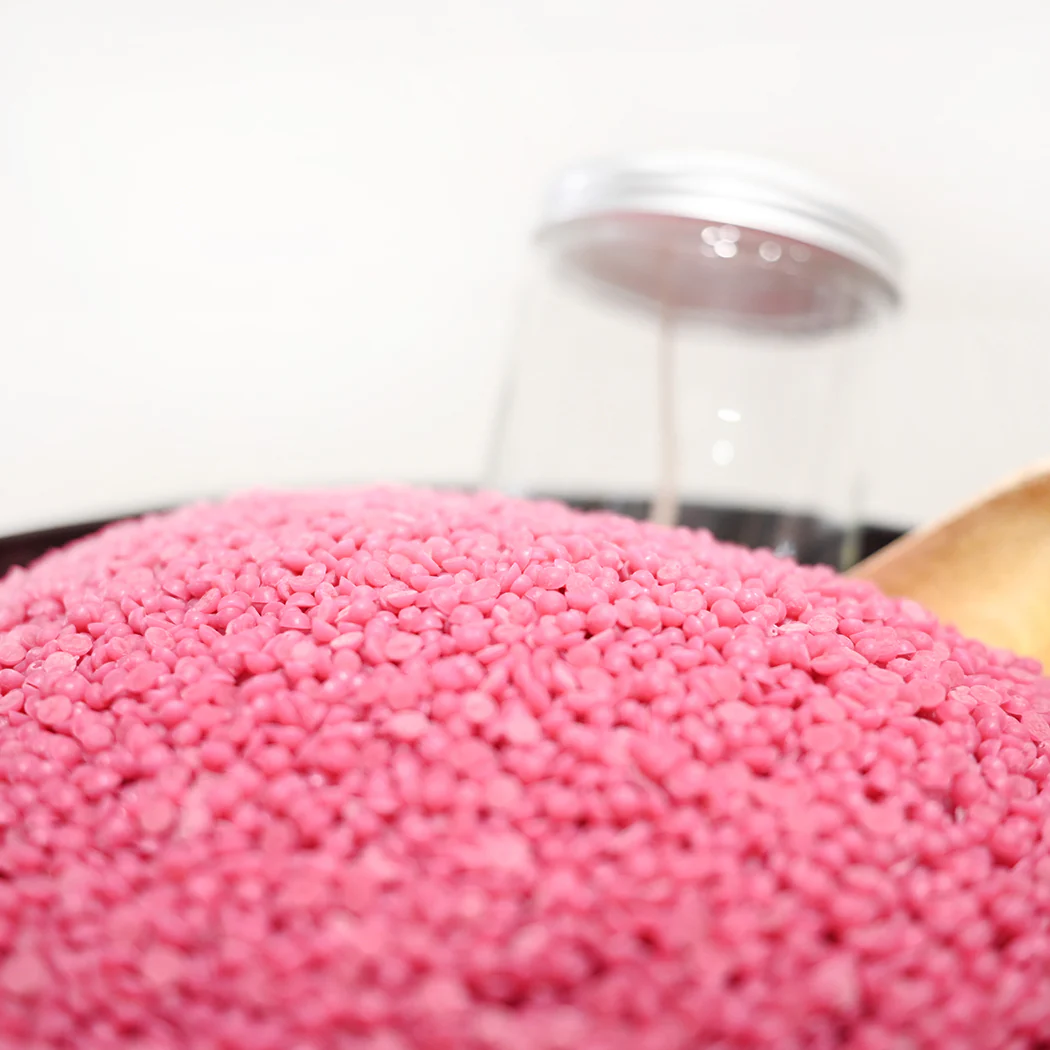 Strawberry Patch Wax Scented Beads Refill | 2 lb