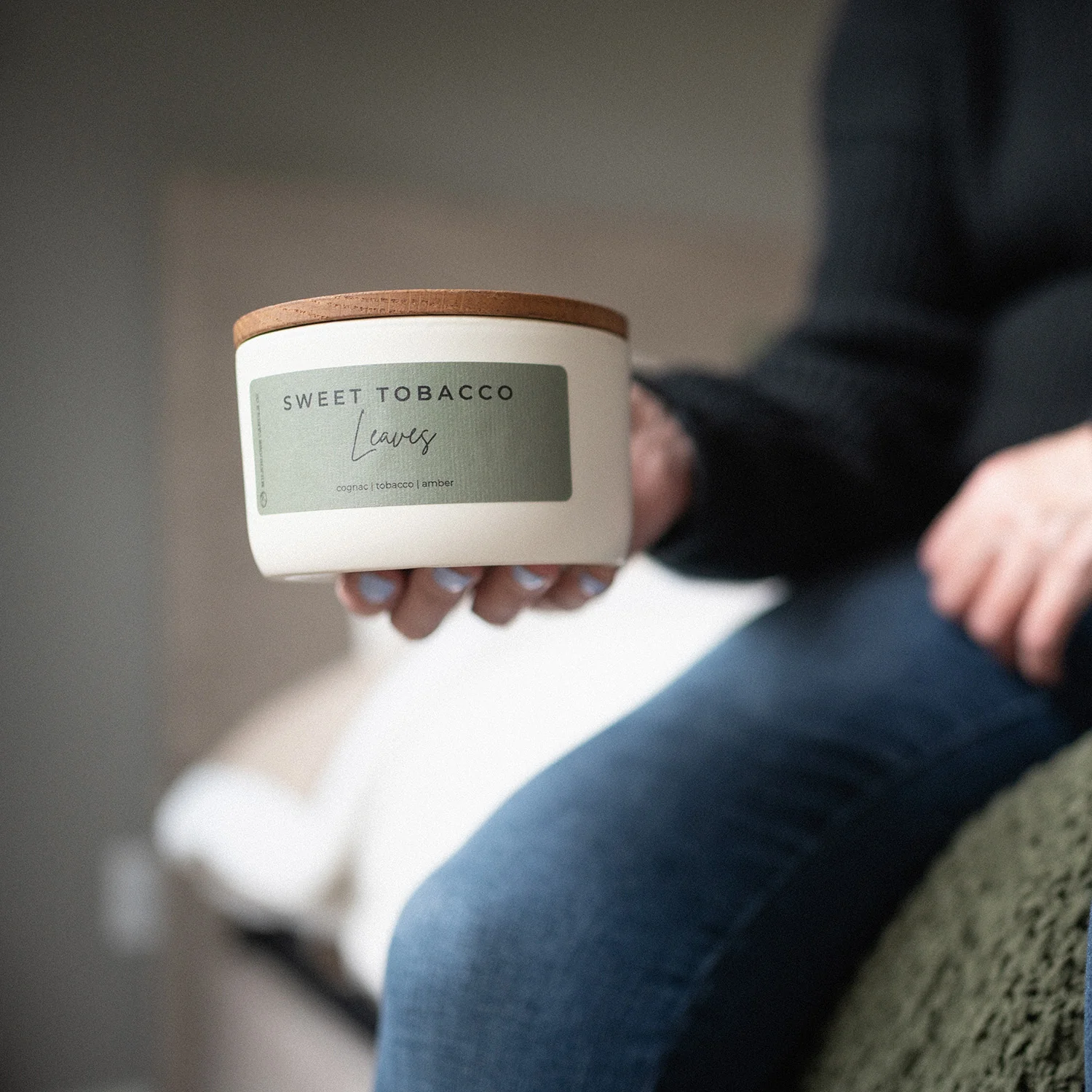 Sweet Tobacco Leaves Candle | 10 oz Signature Statement - Image 4